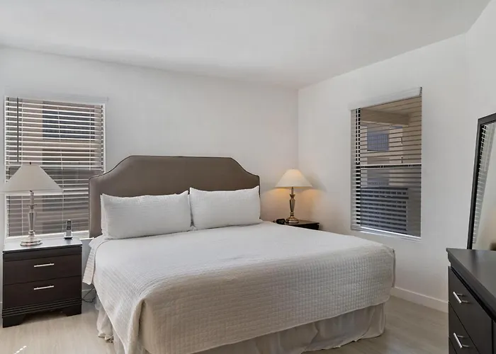 Newly Renovated 2br W Pool By Gia Apartment Phoenix