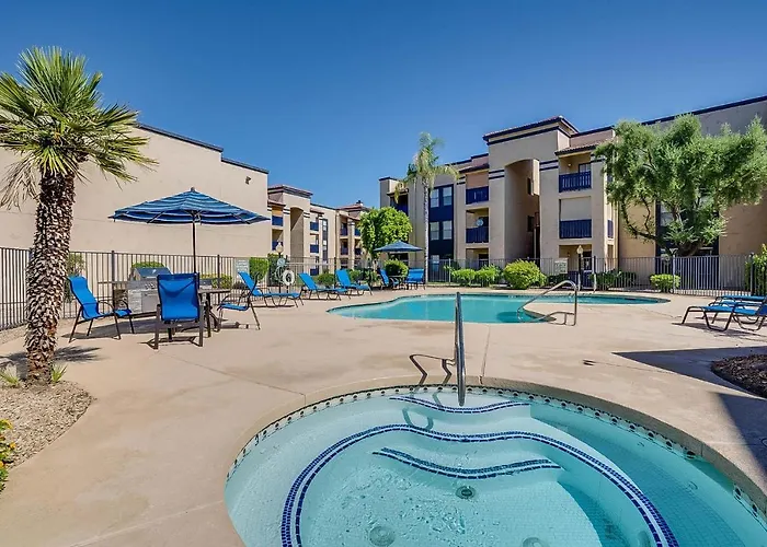 Newly Renovated 2br W Pool By Gia