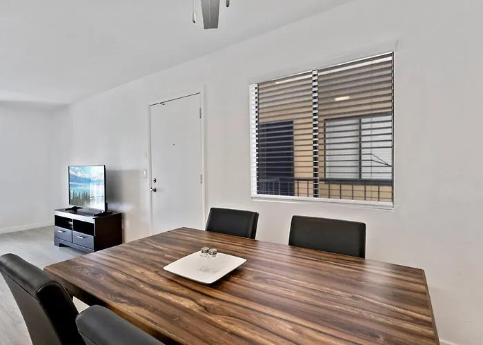 Newly Renovated 2br W Pool By Gia * Phoenix