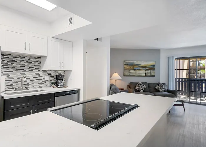 Newly Renovated 2br W Pool By Gia Phoenix