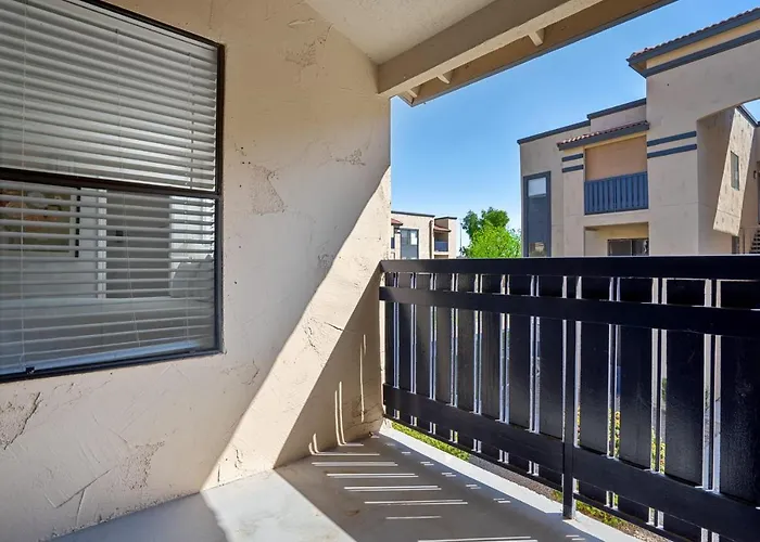Newly Renovated 2br W Pool By Gia